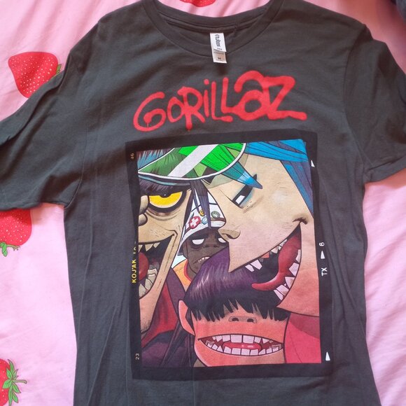Hot Topic Tops - Gorillaz Shirt Unisex